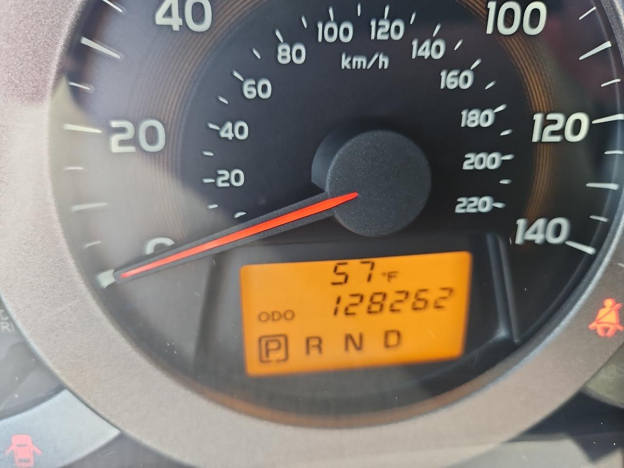 Toyota RAV4 4WD 4dr I4 (Natl) 2012