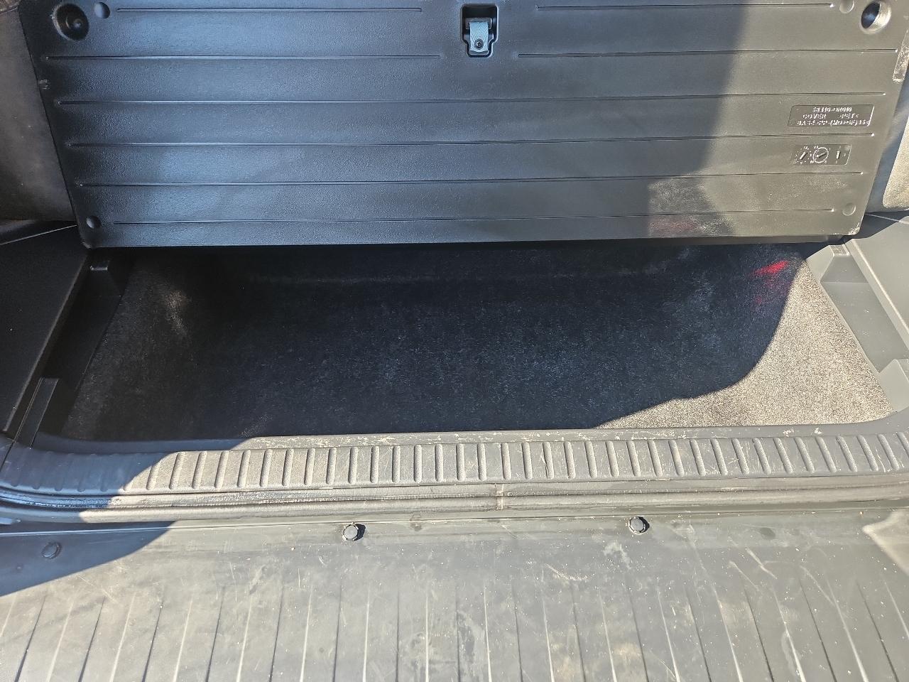 Toyota RAV4 4WD 4dr I4 (Natl) 2012