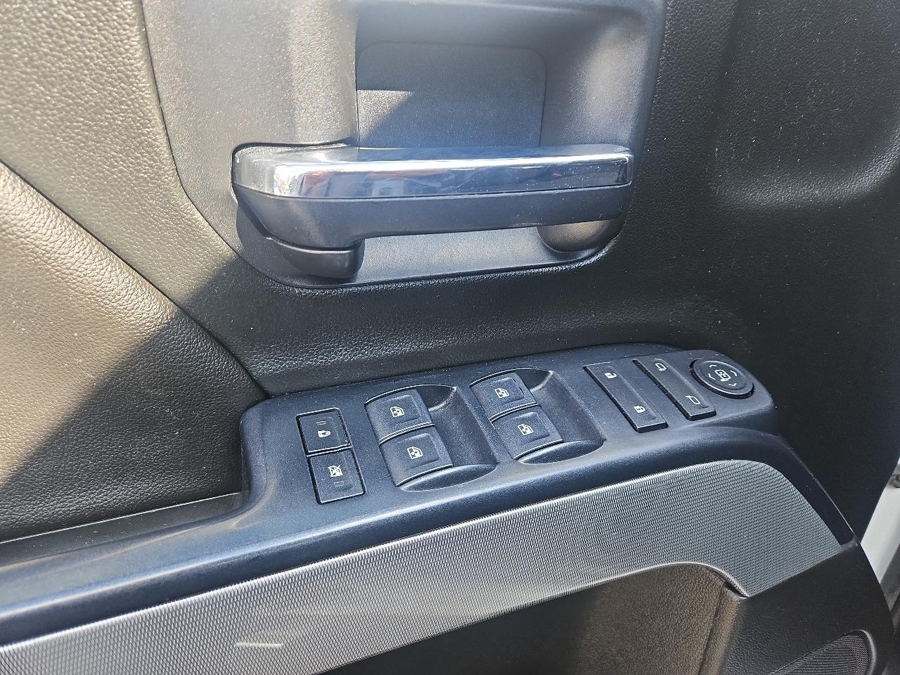 Chevrolet Silverado 2500HD 4WD Crew Cab 153.7" LT 2018