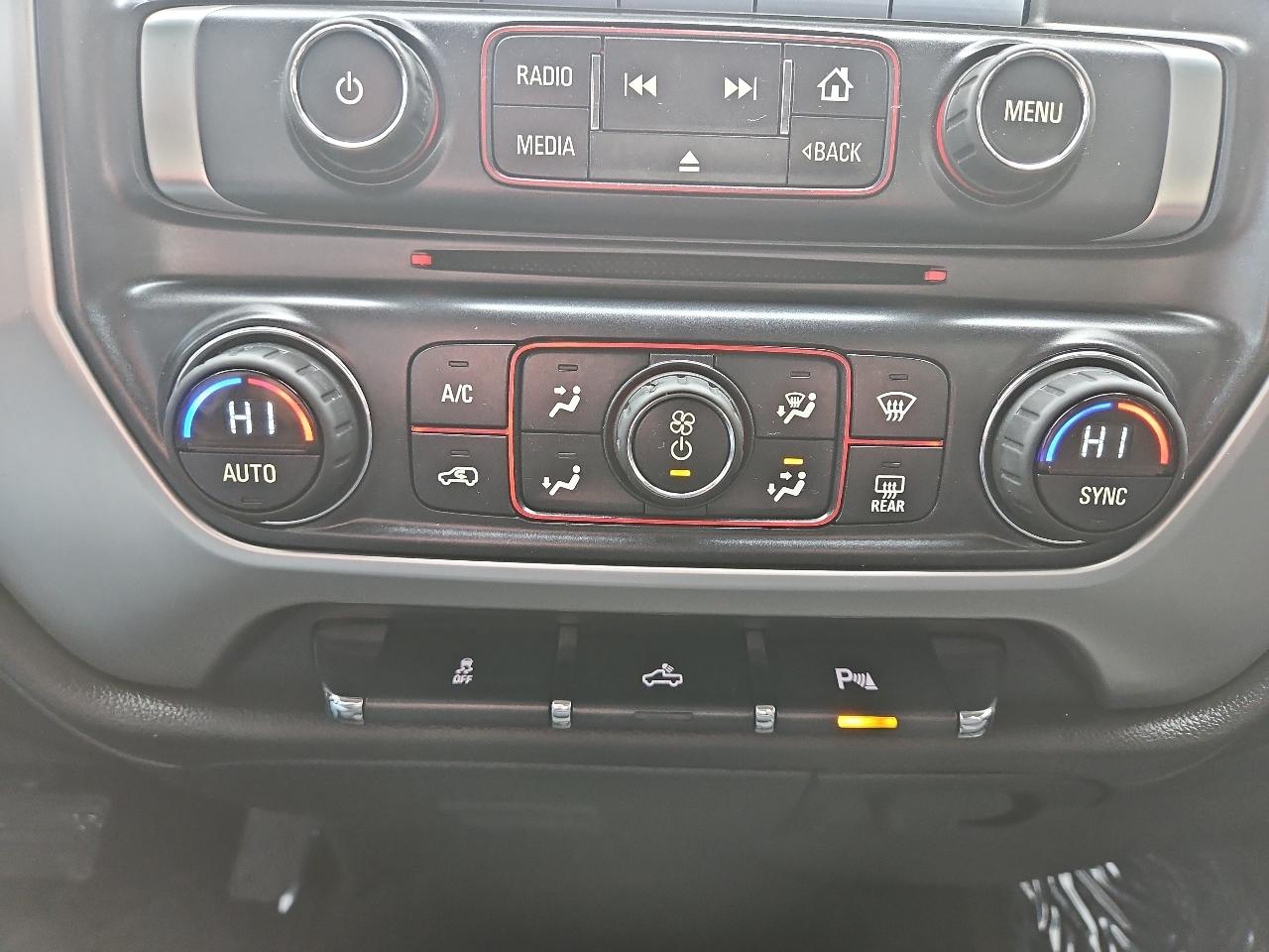 GMC Sierra 1500 4WD Crew Cab 143.5" SLE 2014