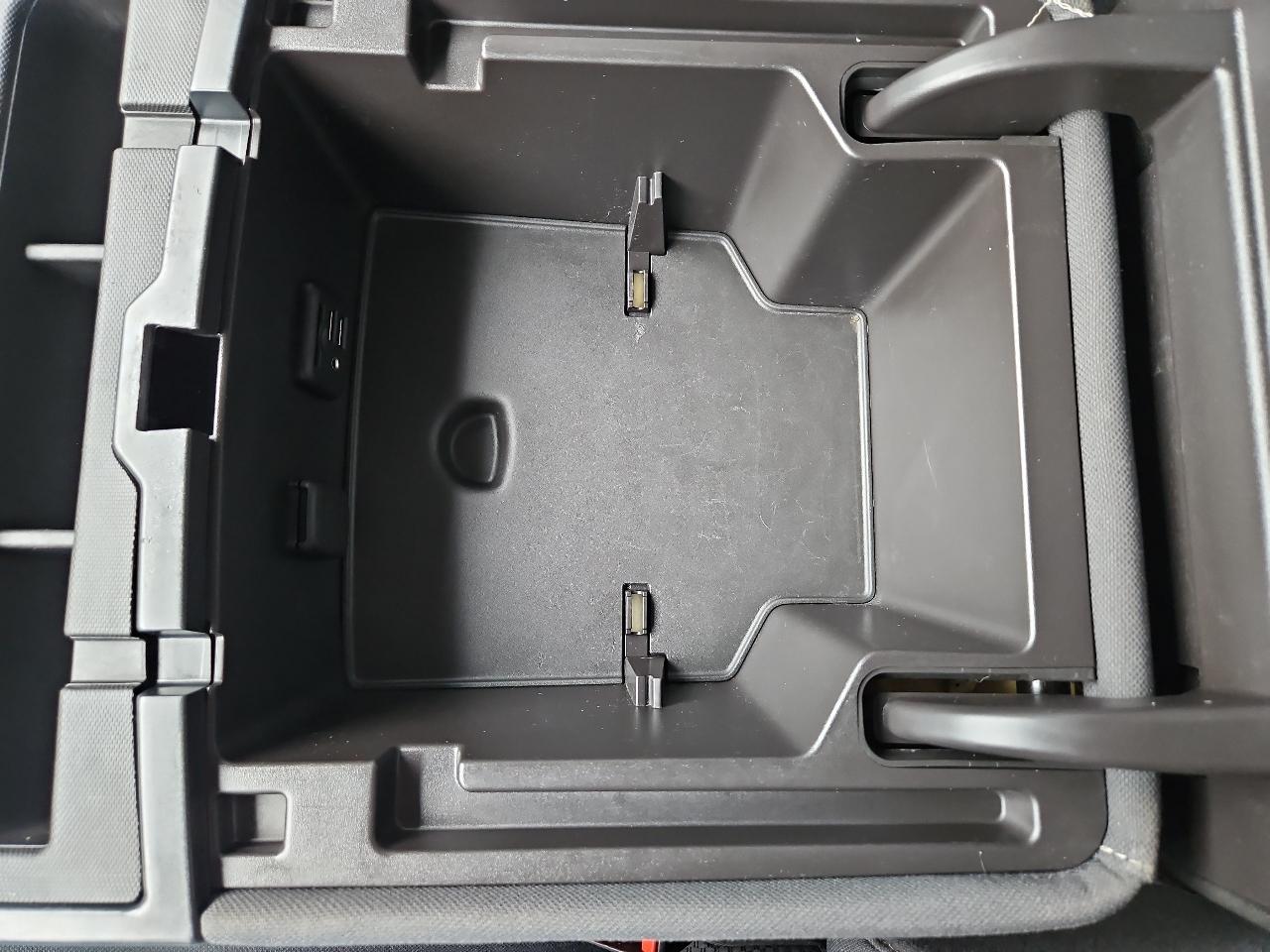 GMC Sierra 1500 4WD Crew Cab 143.5" SLE 2014