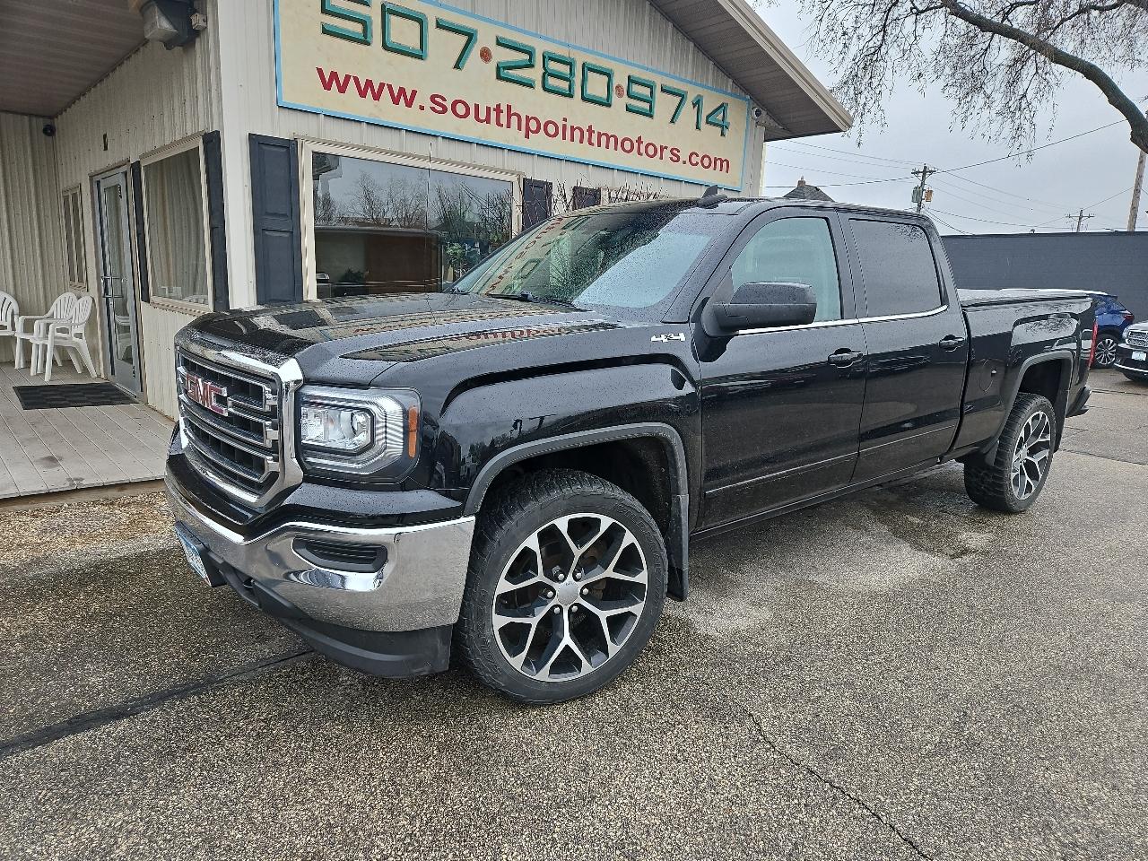 GMC Sierra 1500 4WD Crew Cab 153.0" SLE 2017