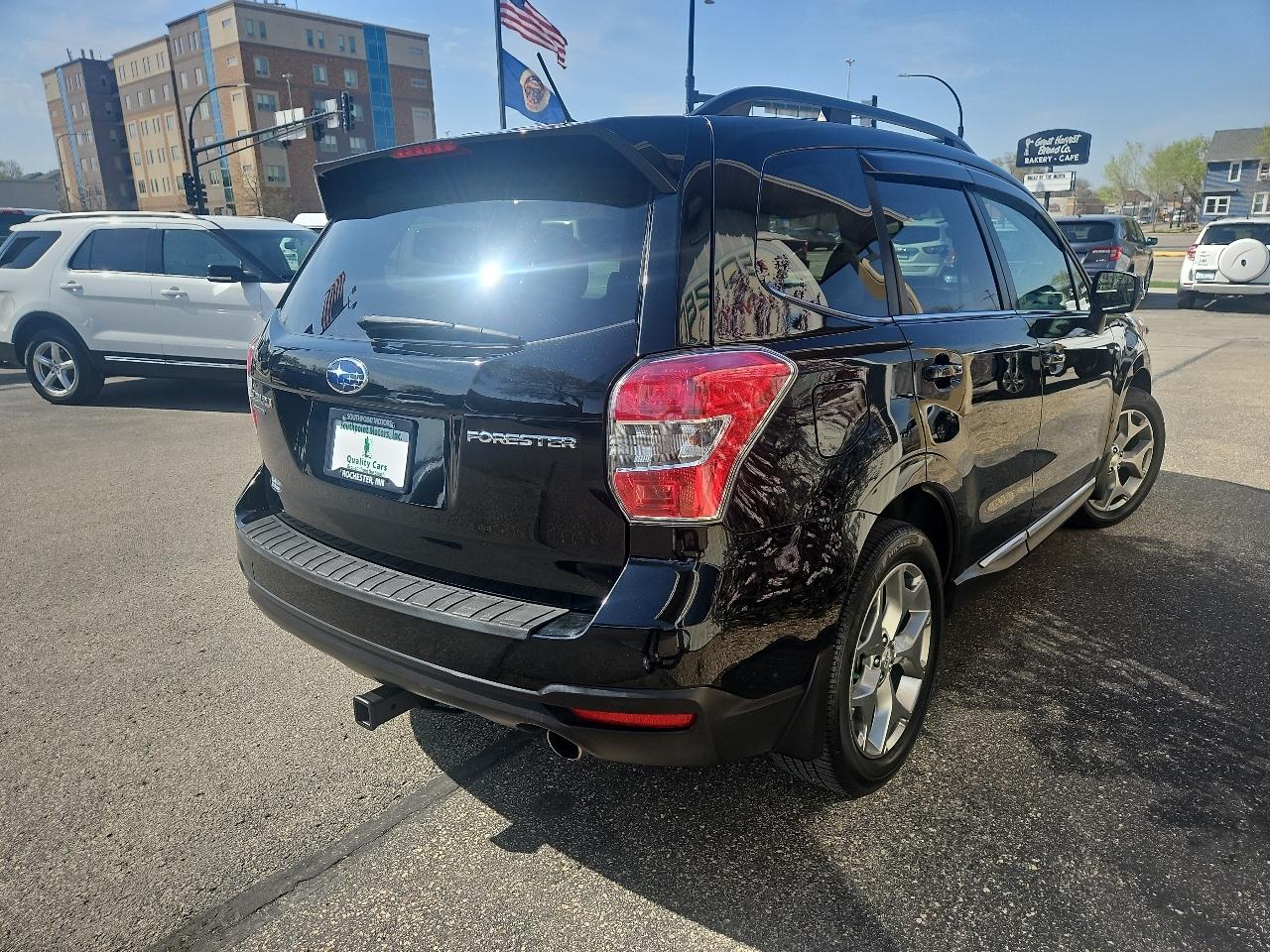 Subaru Forester 4dr CVT 2.5i Touring PZEV 2015