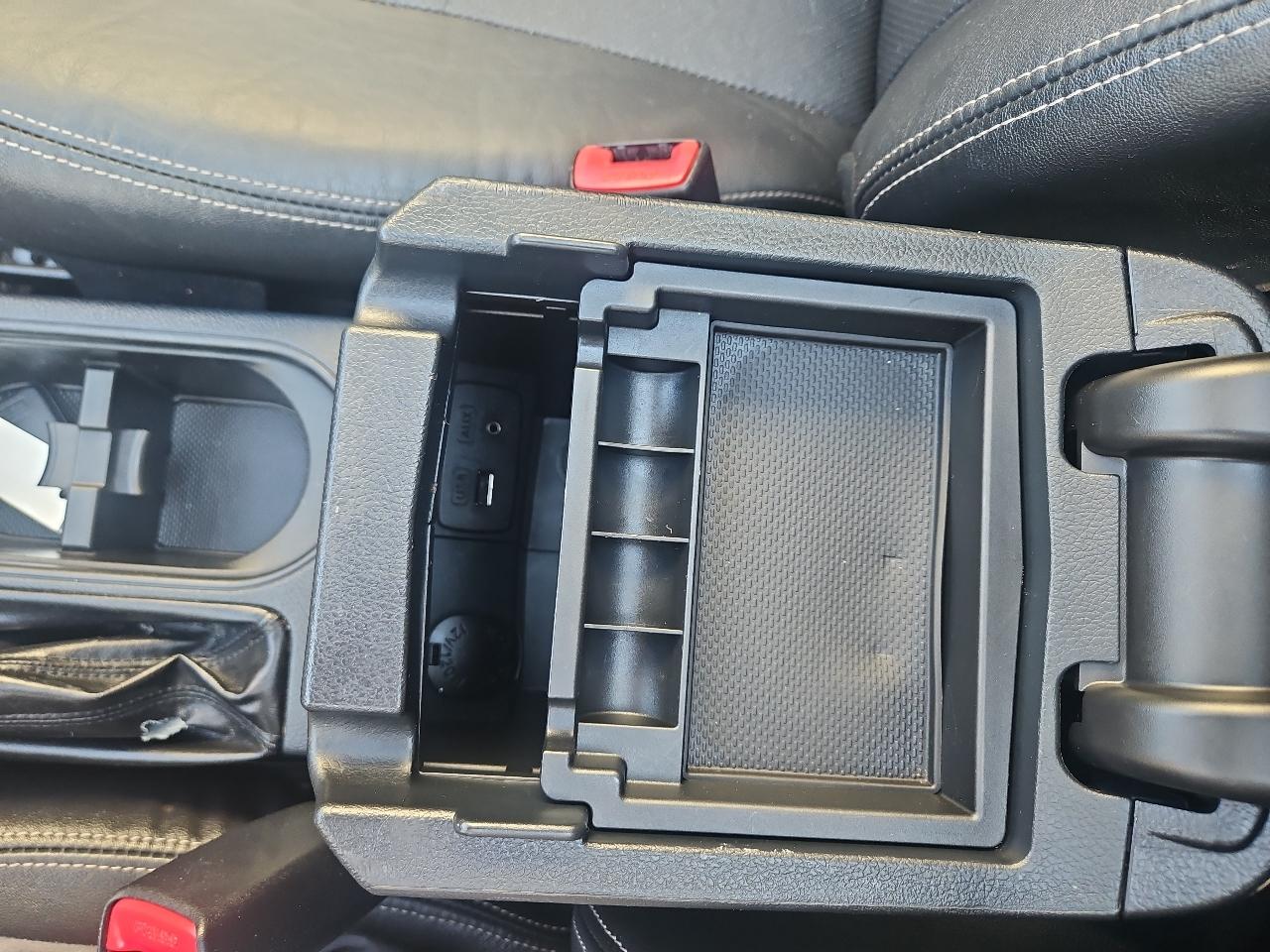 Subaru Forester 4dr CVT 2.5i Touring PZEV 2015