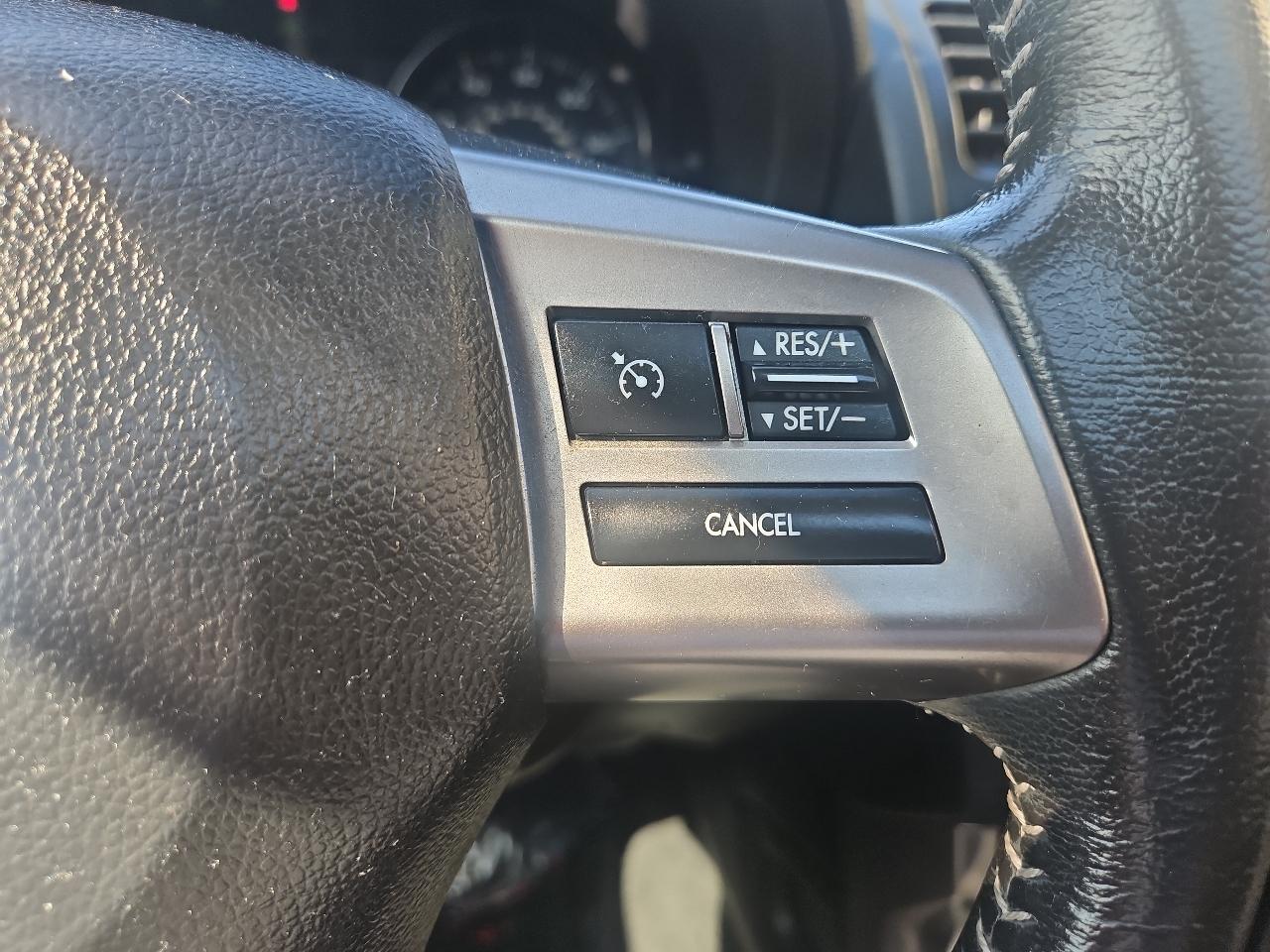 Subaru Forester 4dr CVT 2.5i Touring PZEV 2015