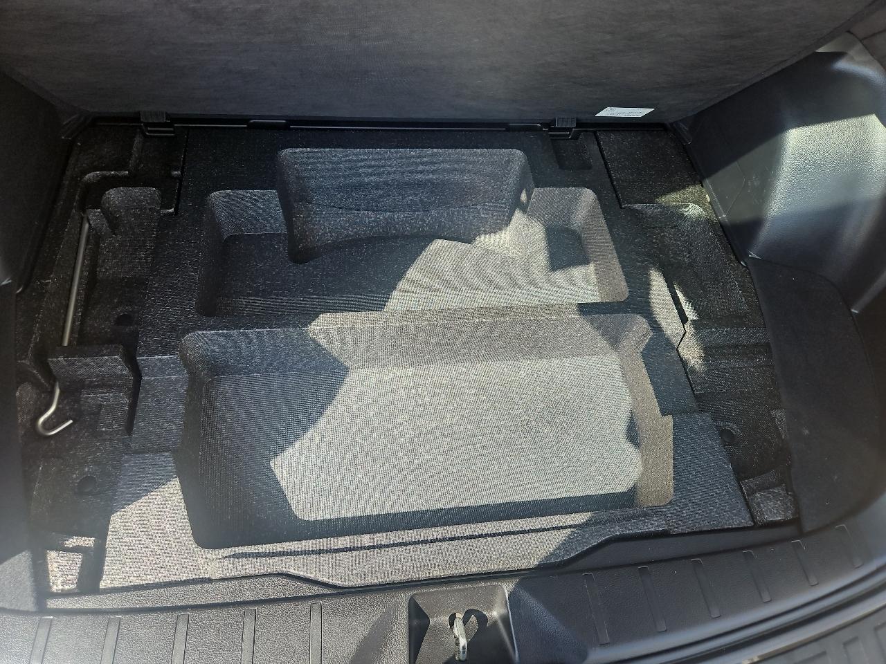 Subaru Forester 4dr CVT 2.5i Touring PZEV 2015