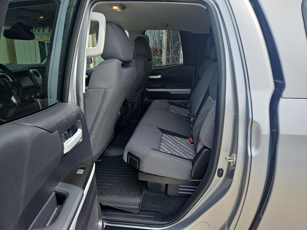 Toyota Tundra 4WD SR5 Double Cab 6.5' Bed 5.7L FFV (Natl) 2019
