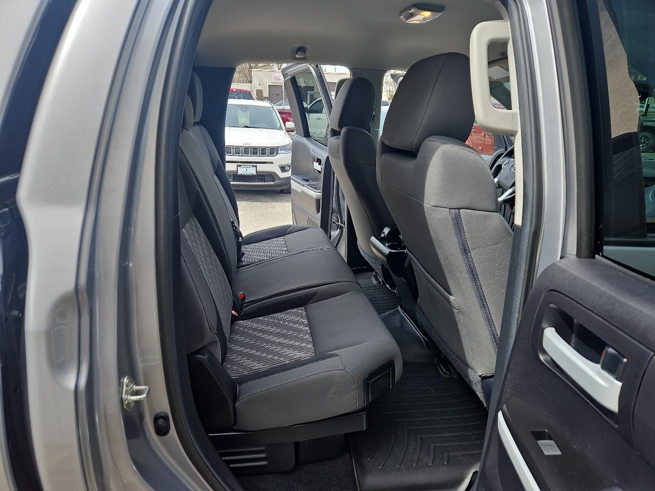 Toyota Tundra 4WD SR5 Double Cab 6.5' Bed 5.7L FFV (Natl) 2019