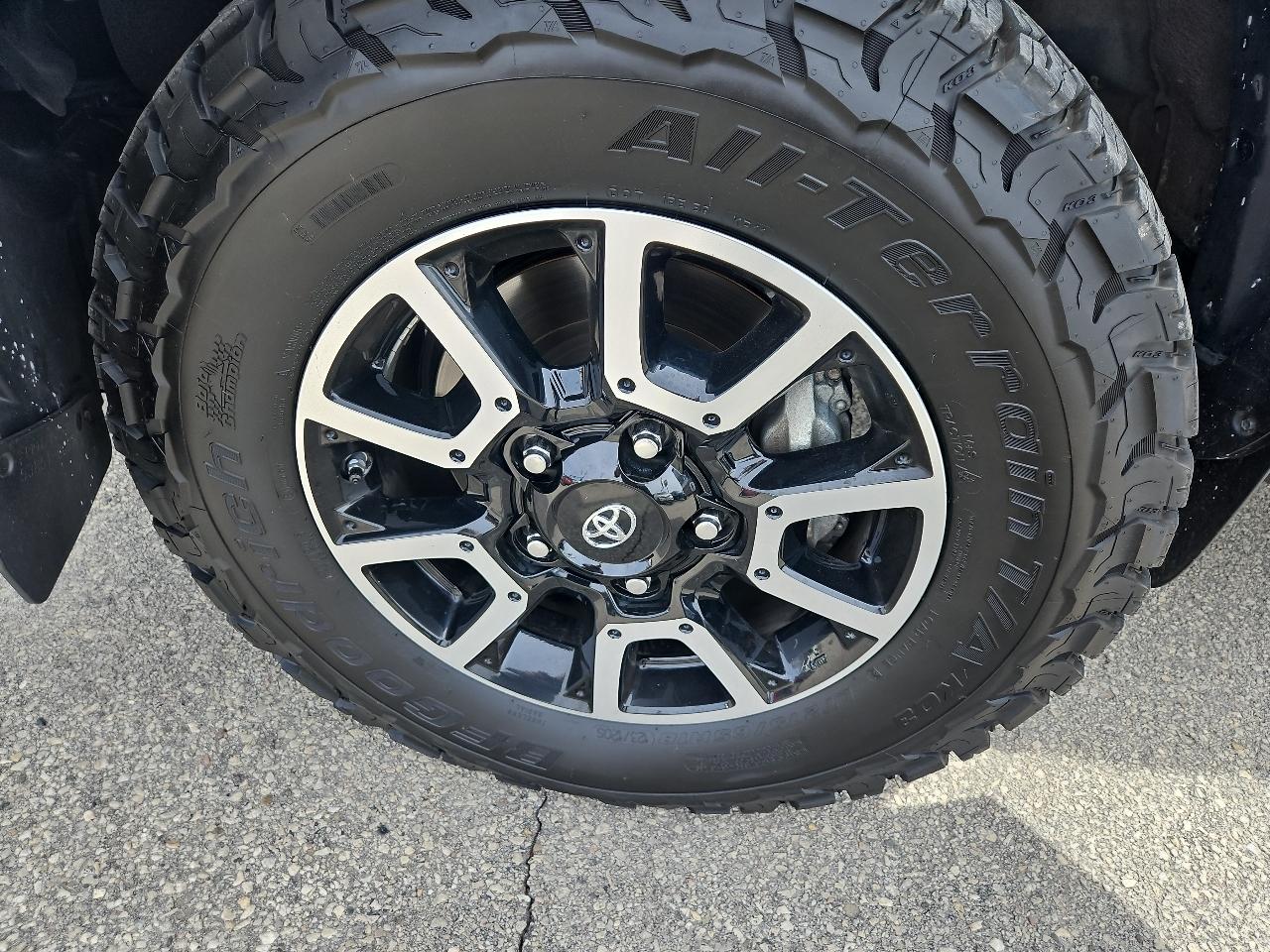 Toyota Tundra 4WD SR5 Double Cab 6.5' Bed 5.7L FFV (Natl) 2019