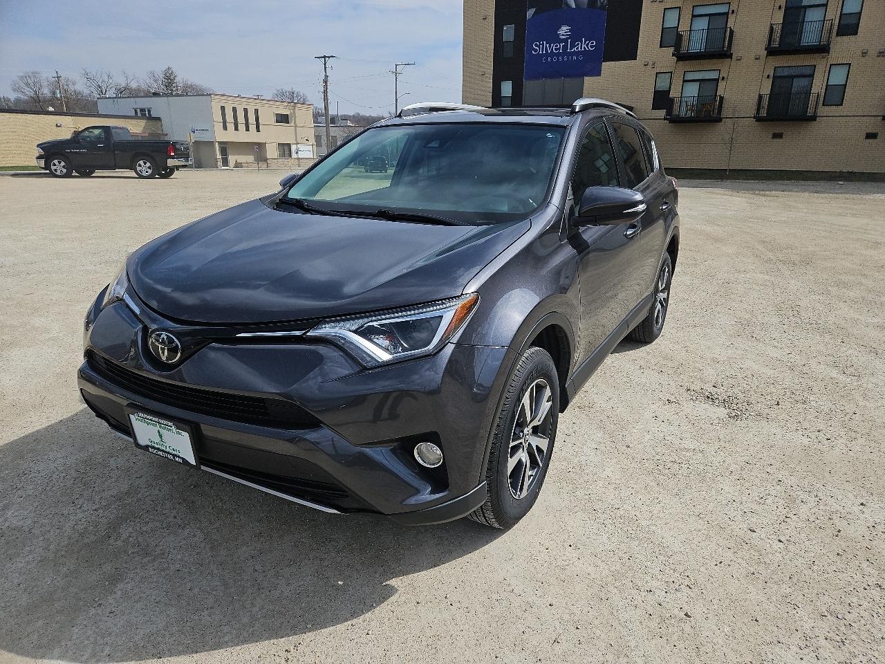 Toyota RAV4 Adventure AWD (Natl) 2018