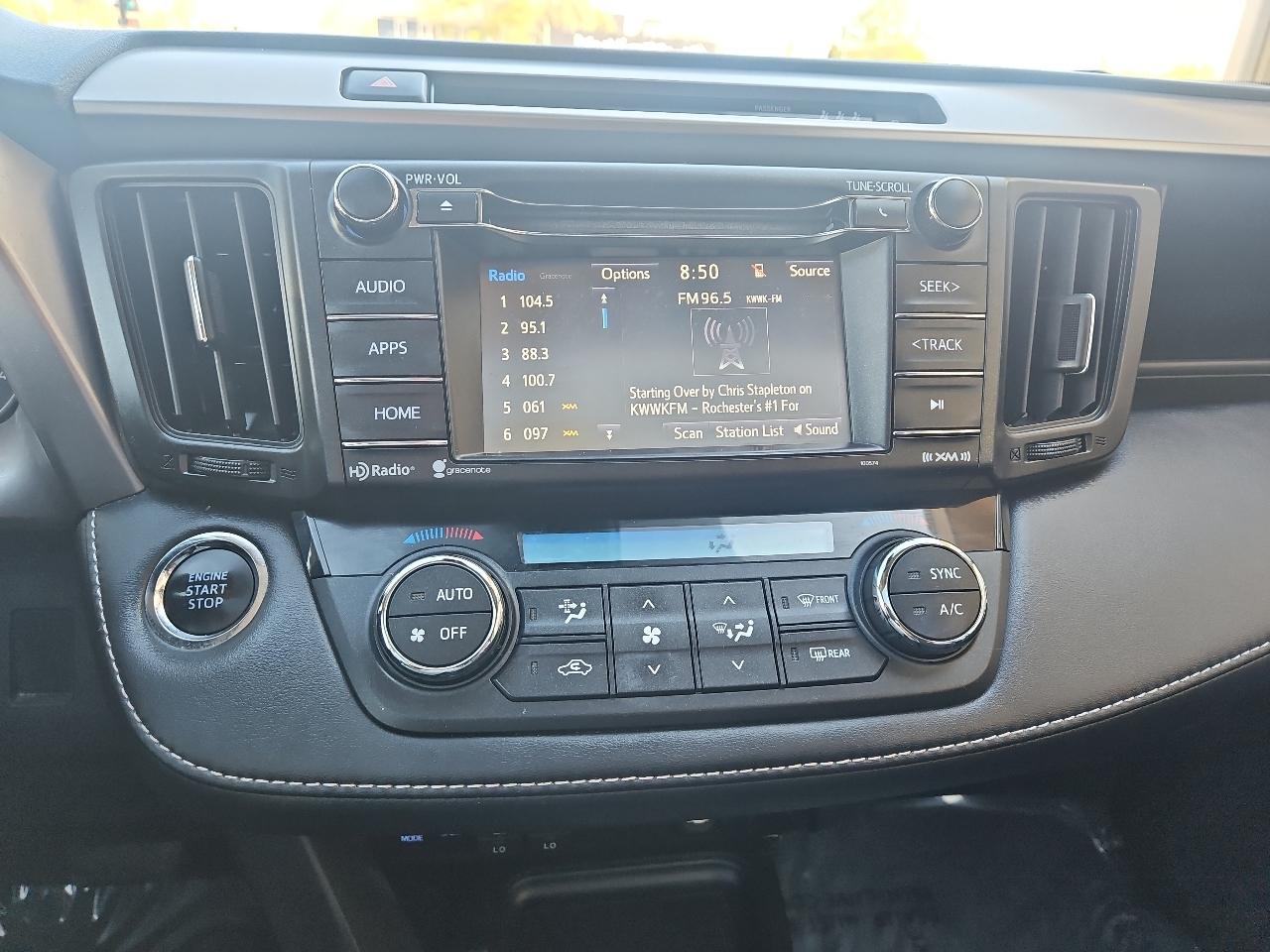 Toyota RAV4 Adventure AWD (Natl) 2018