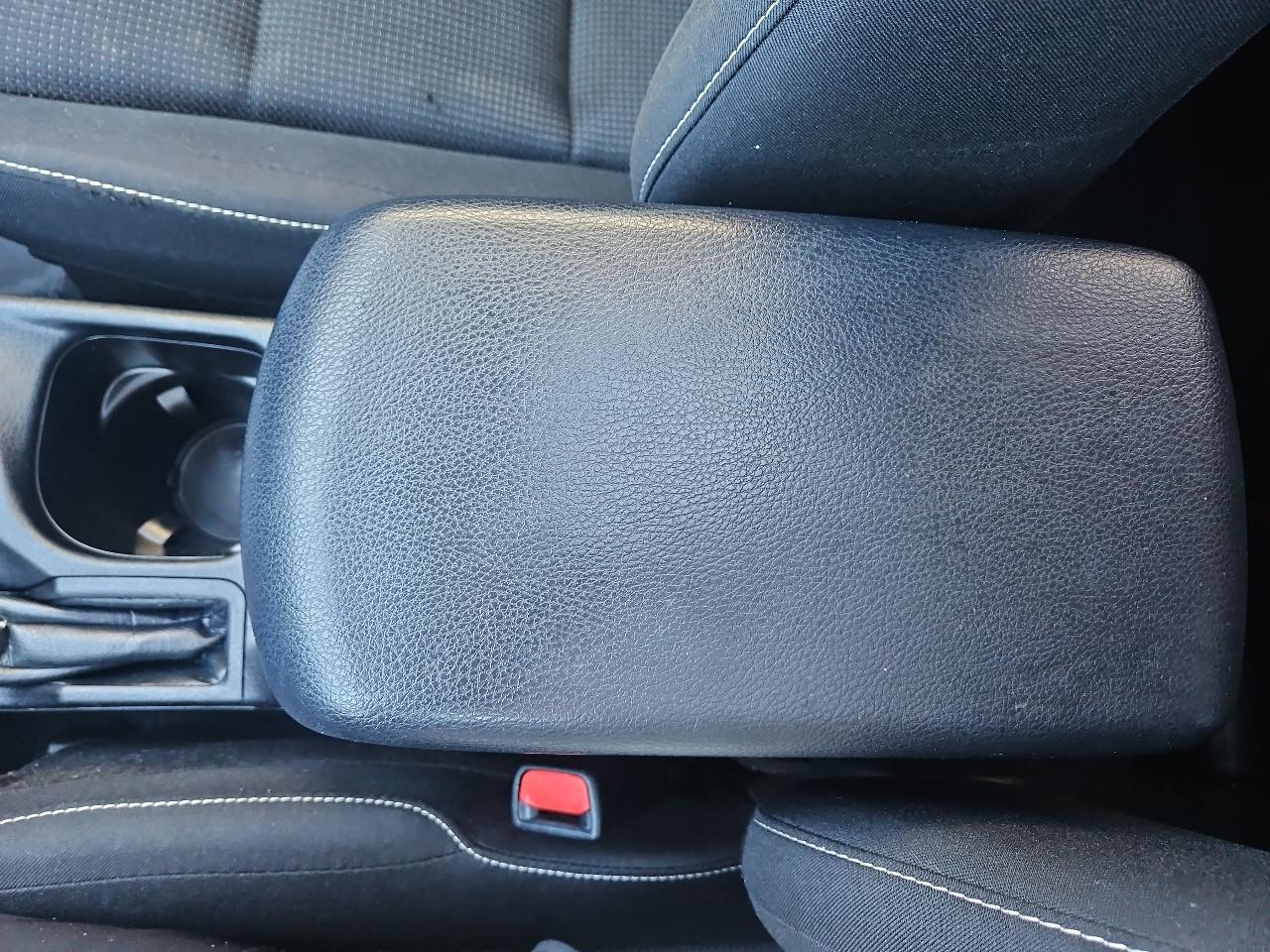 Toyota RAV4 Adventure AWD (Natl) 2018