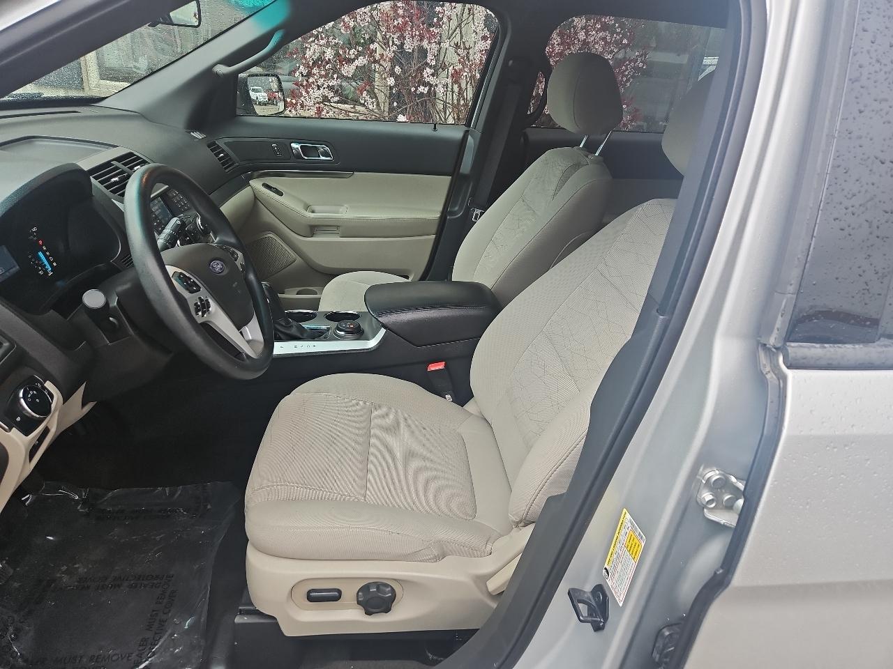 Ford Explorer 4WD 4dr Base 2014