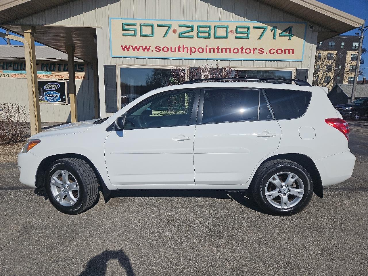 Toyota RAV4 FWD 4dr I4 (Natl) 2012
