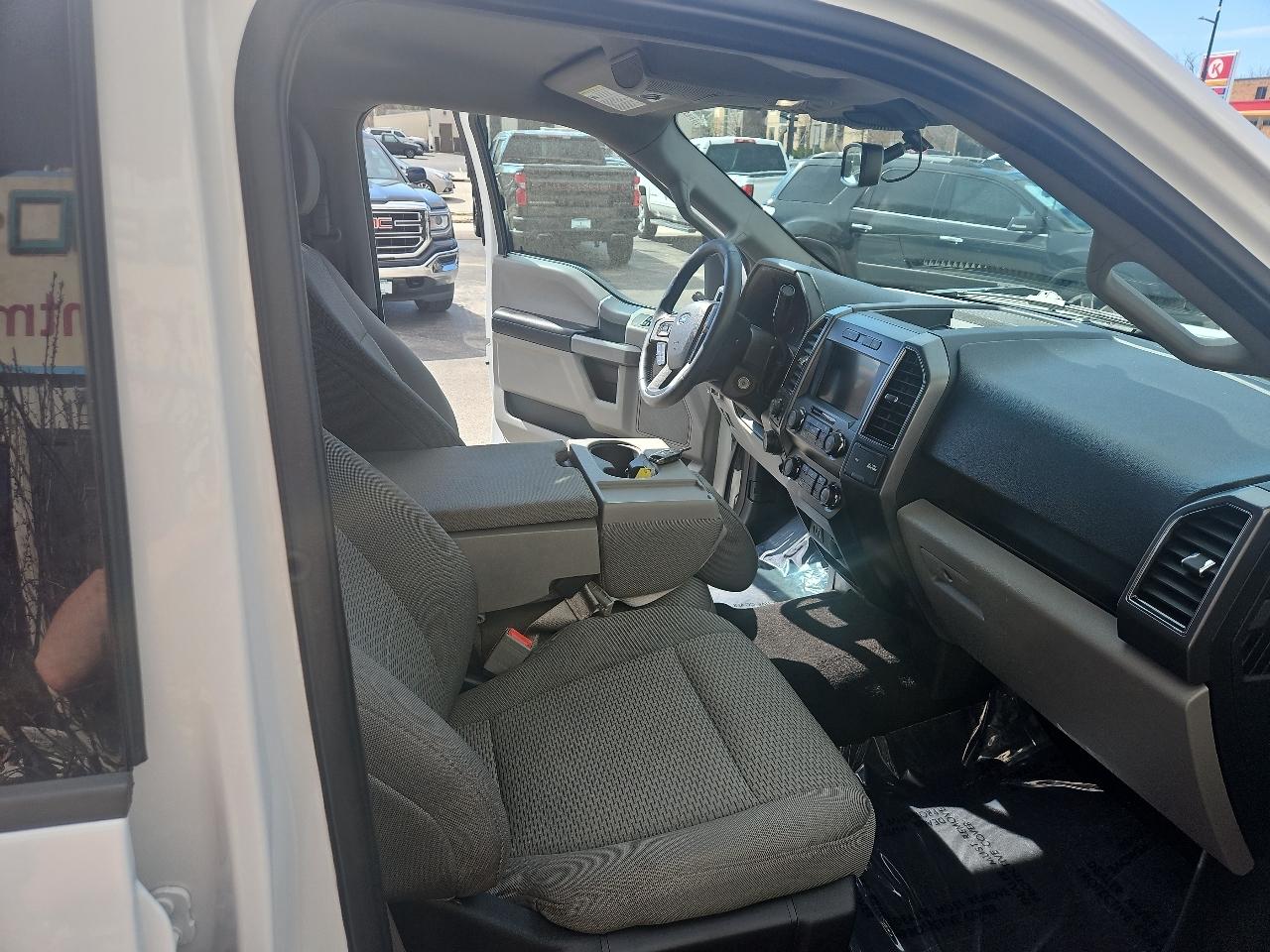 Ford F-150 4WD SuperCrew 157" XLT 2019