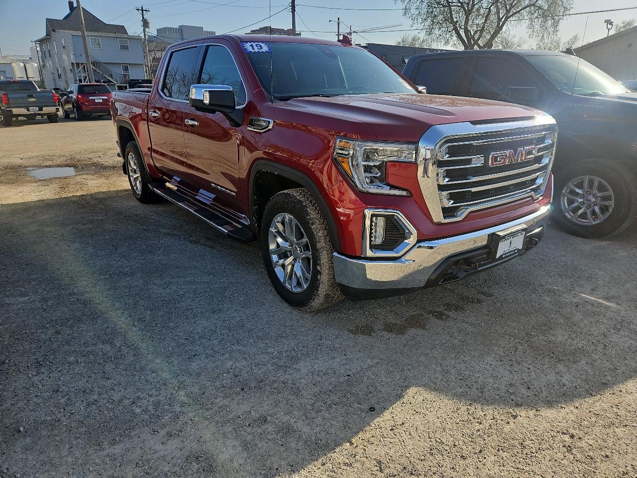 2019 GMC Sierra 1500 4WD Crew Cab 147" SLT