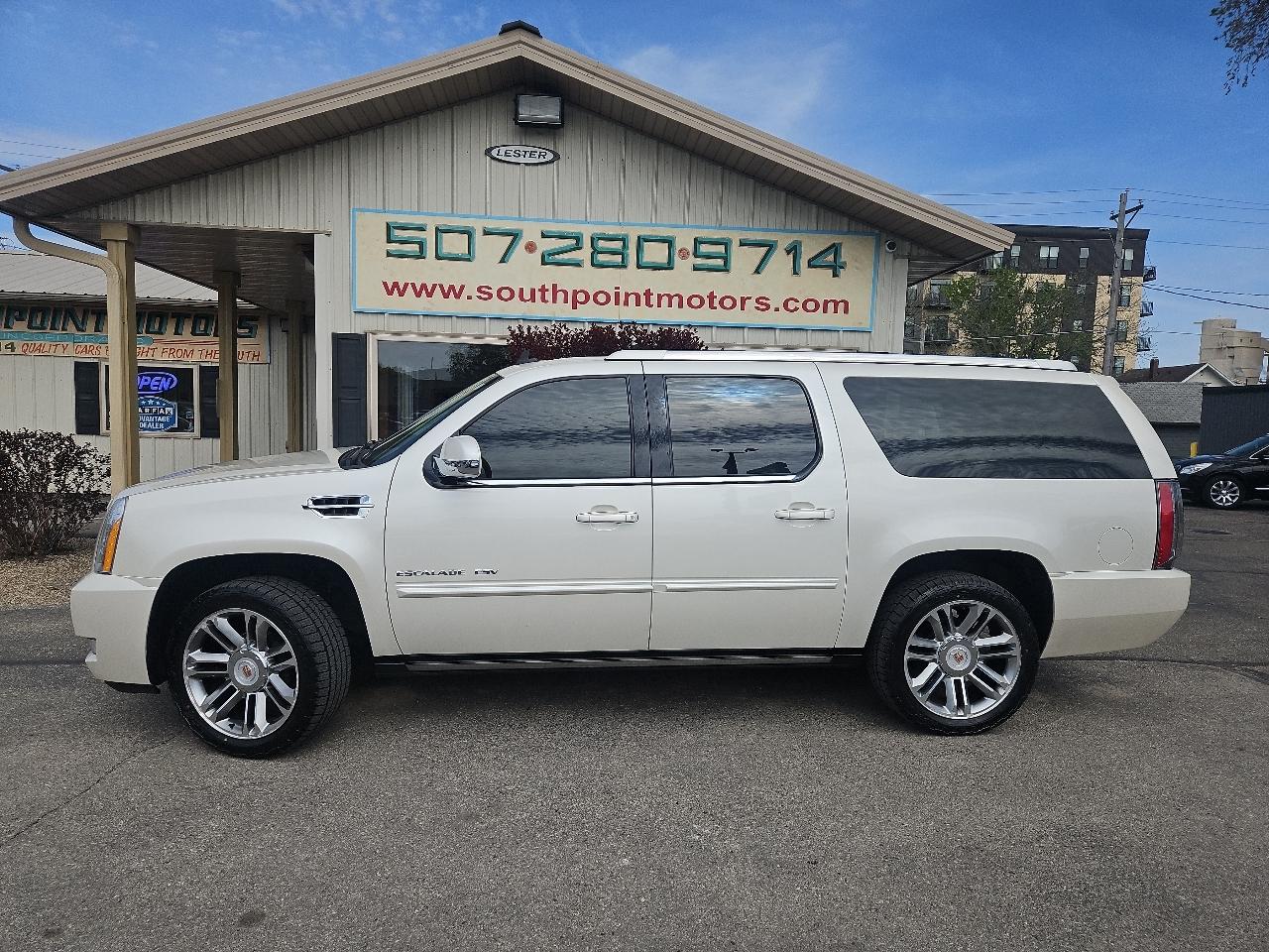 Cadillac Escalade ESV AWD 4dr Premium 2014