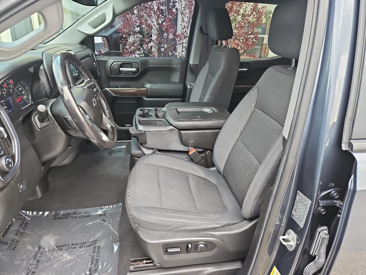 Chevrolet Silverado 1500 4WD Crew Cab 147" RST 2019