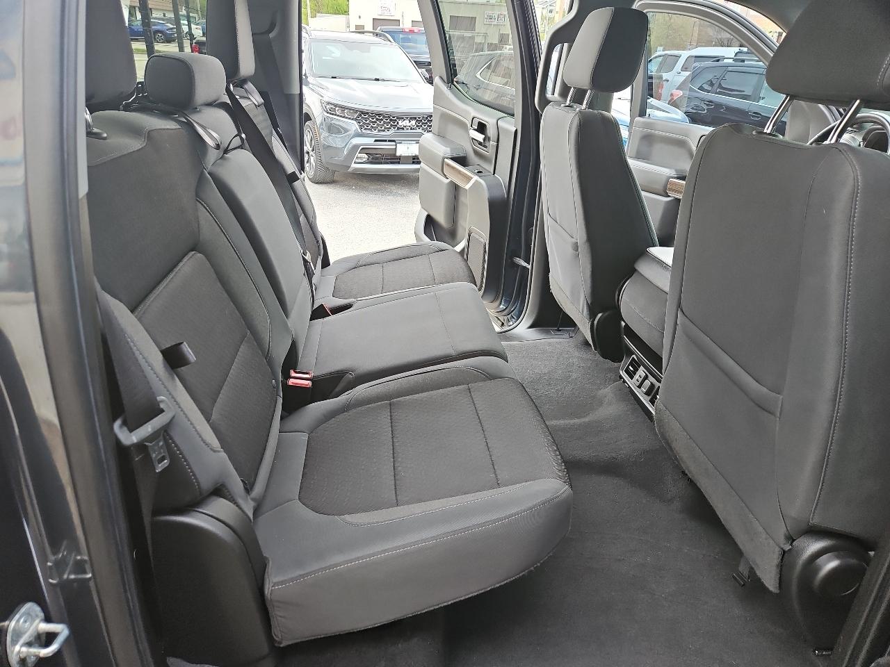 Chevrolet Silverado 1500 4WD Crew Cab 147" RST 2019