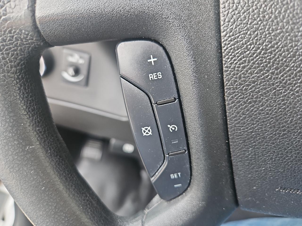 Chevrolet Express Cargo Van RWD 2500 135" 2018