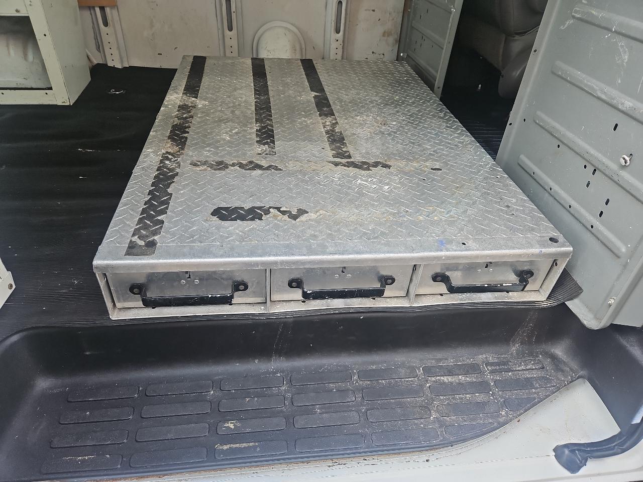 Chevrolet Express Cargo Van RWD 2500 135" 2018