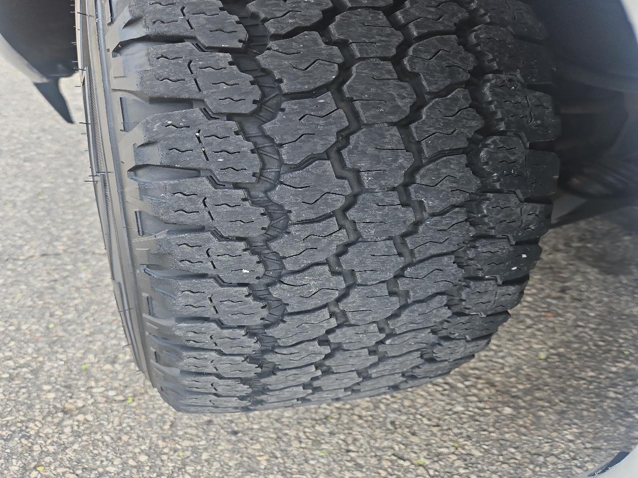 Chevrolet Express Cargo Van RWD 2500 135" 2018