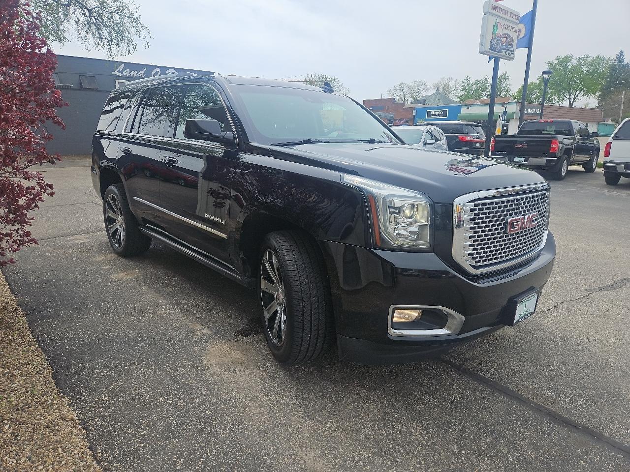GMC Yukon 4WD 4dr Denali 2017