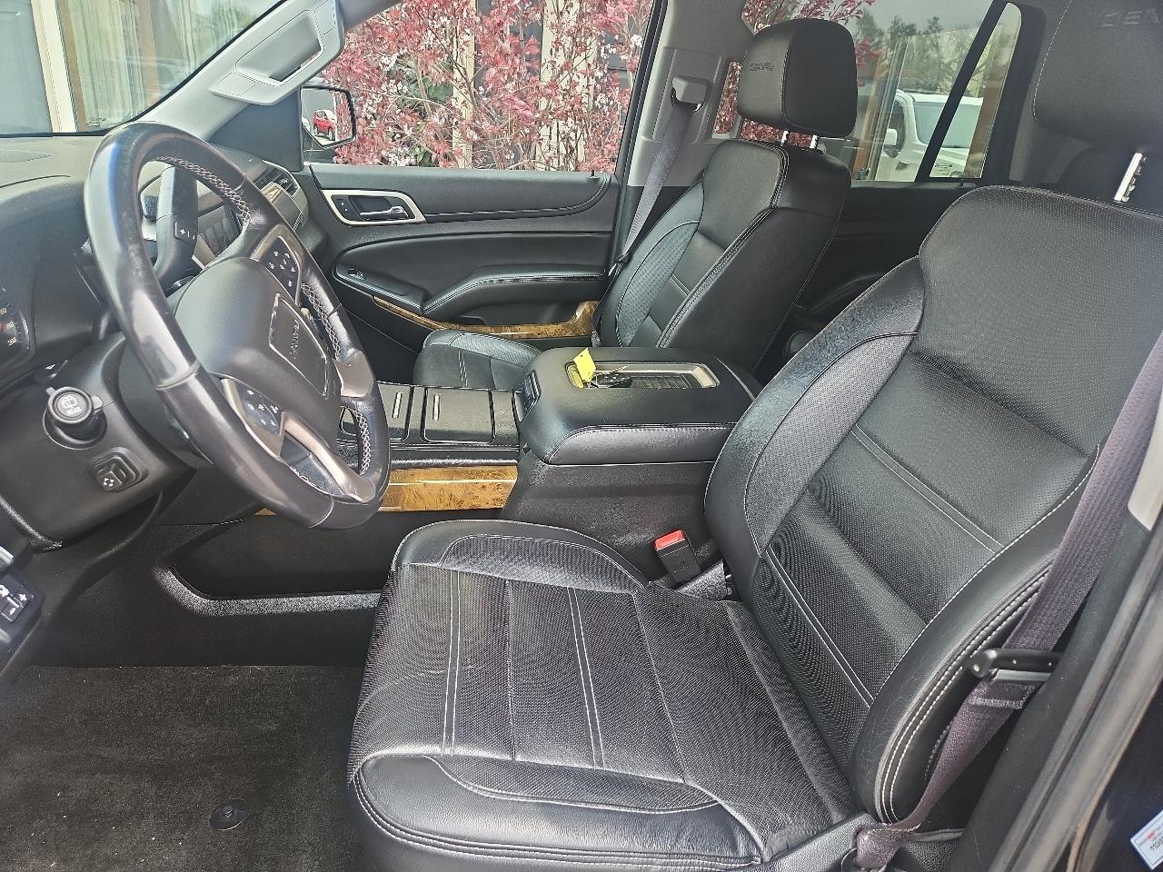 GMC Yukon 4WD 4dr Denali 2017