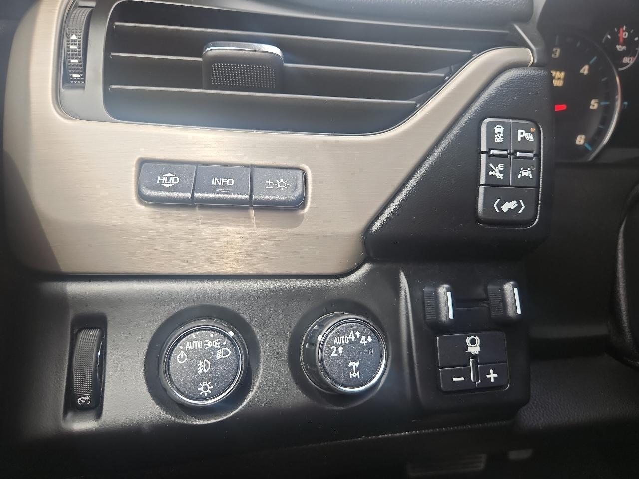 GMC Yukon 4WD 4dr Denali 2017