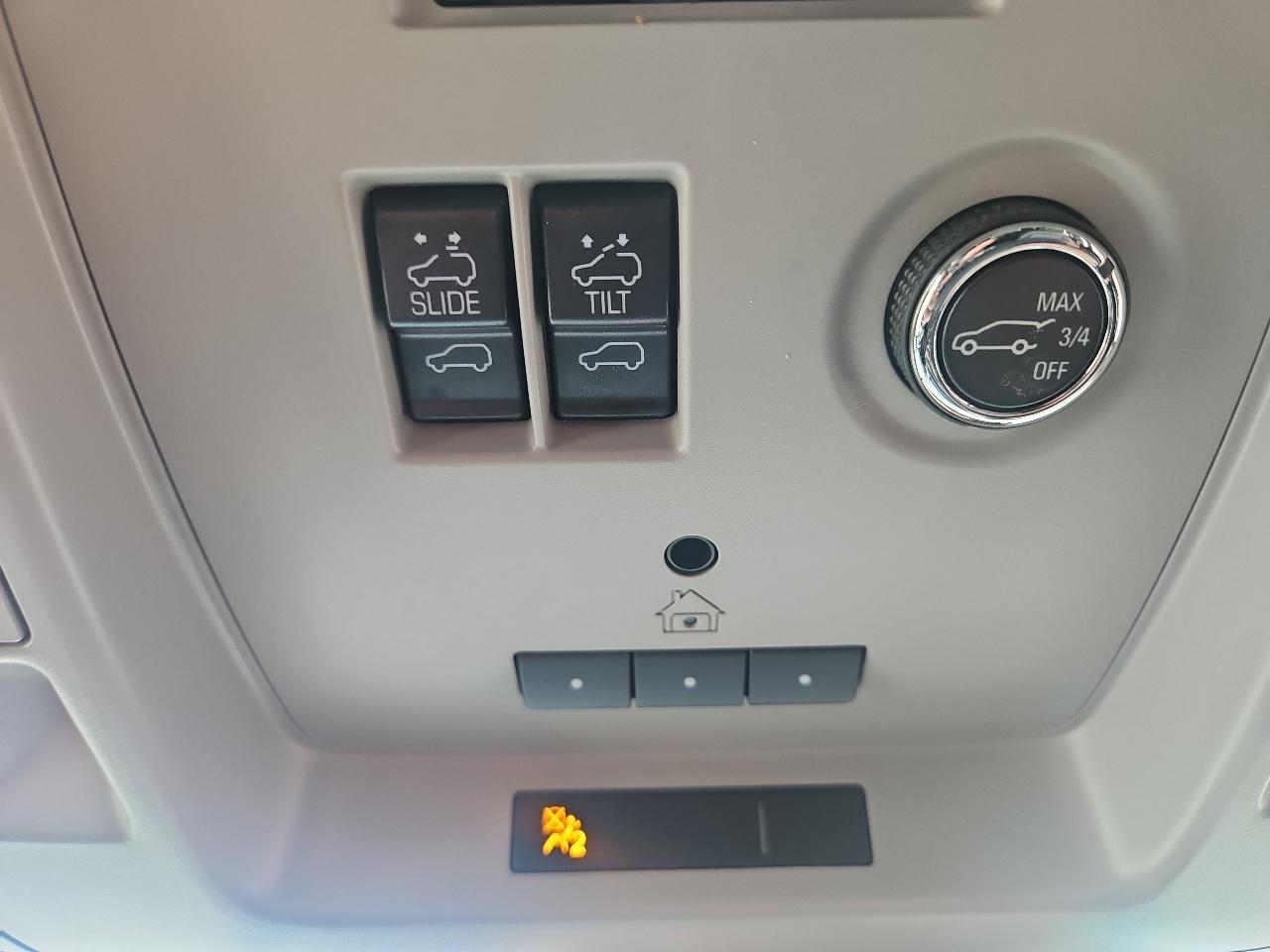 GMC Yukon 4WD 4dr Denali 2017