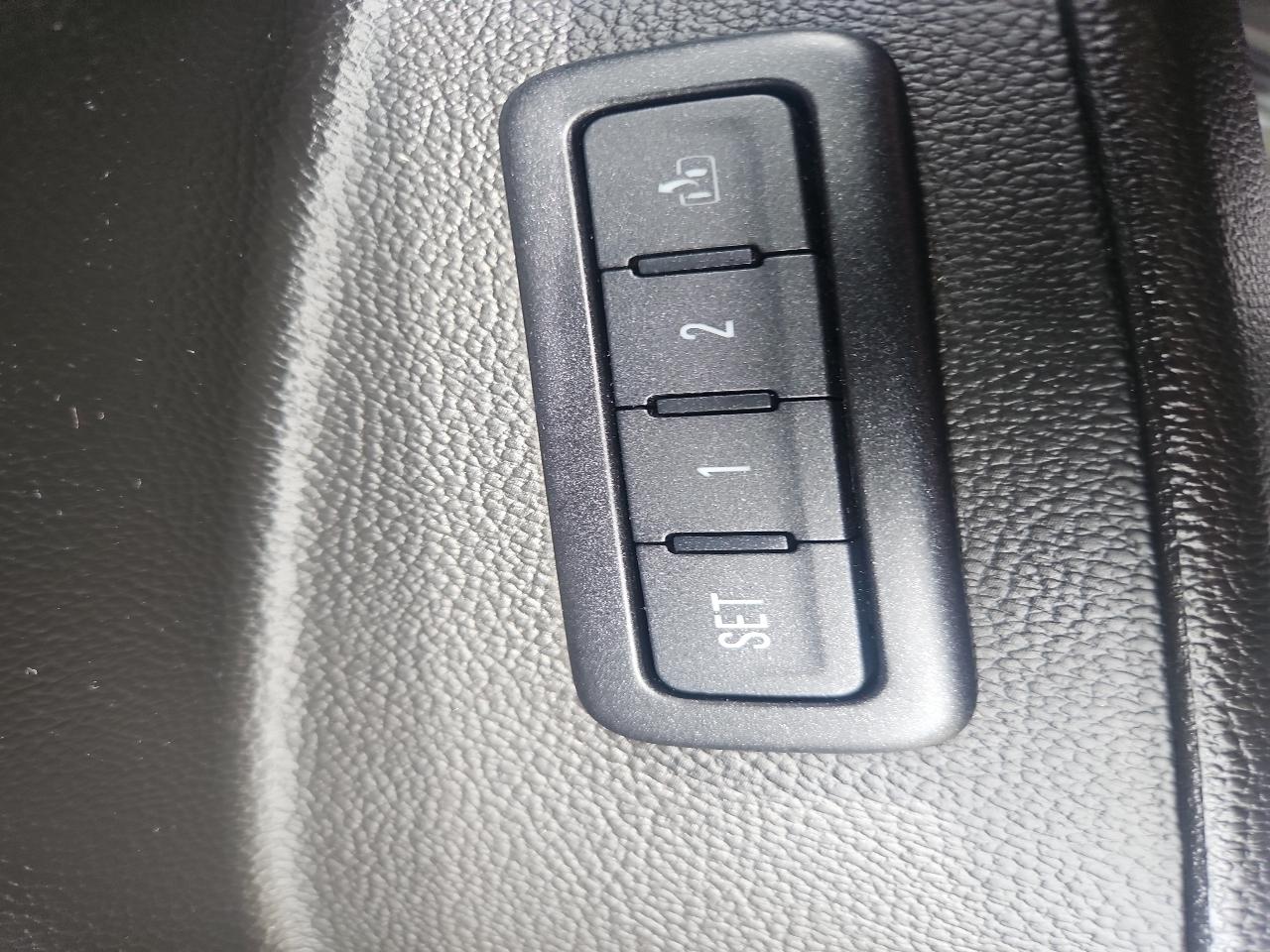 GMC Yukon 4WD 4dr Denali 2017