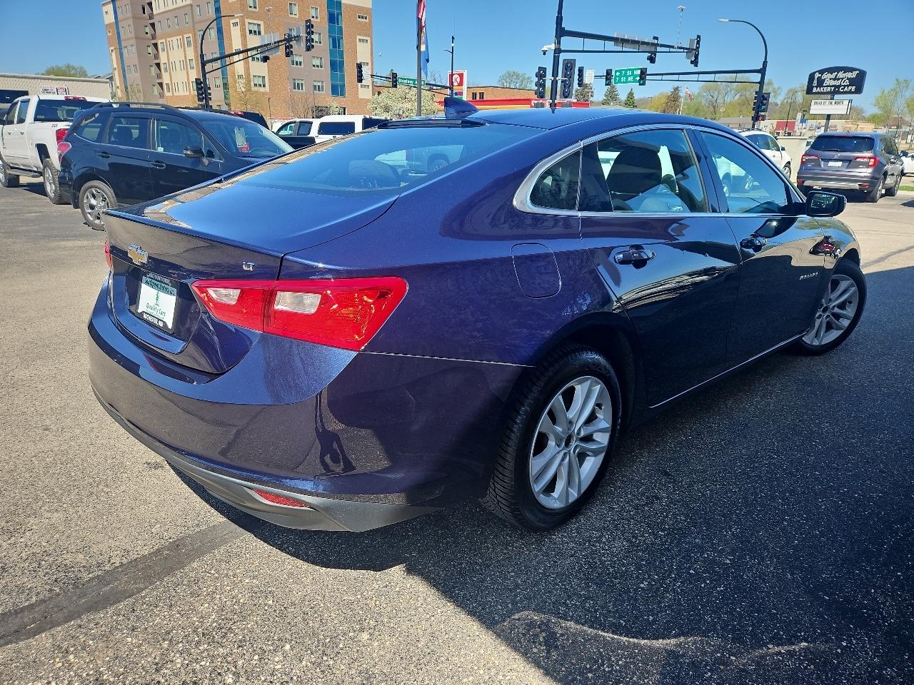 Chevrolet Malibu 4dr Sdn LT w/1LT 2018