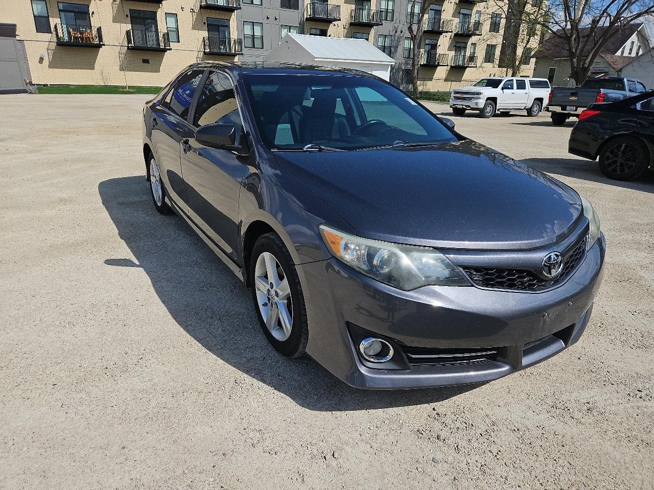 Toyota Camry 2014.5 4dr Sdn I4 Auto SE Sport (Natl) 2014