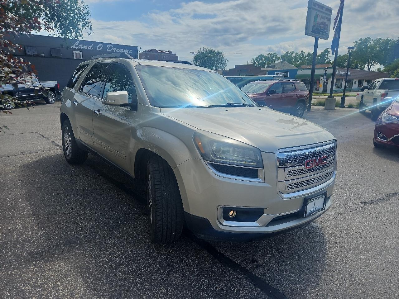 GMC Acadia AWD 4dr SLT w/SLT-1 2015