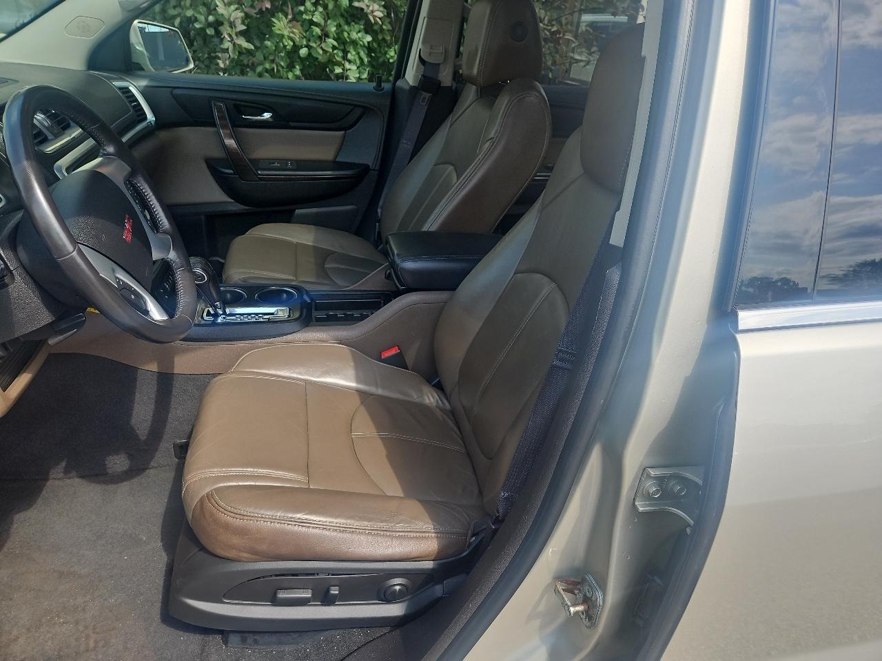 GMC Acadia AWD 4dr SLT w/SLT-1 2015
