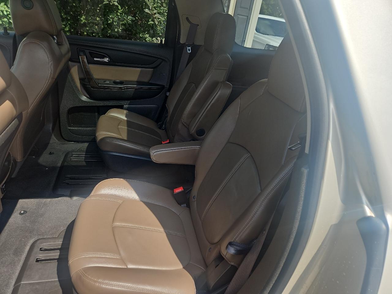 GMC Acadia AWD 4dr SLT w/SLT-1 2015