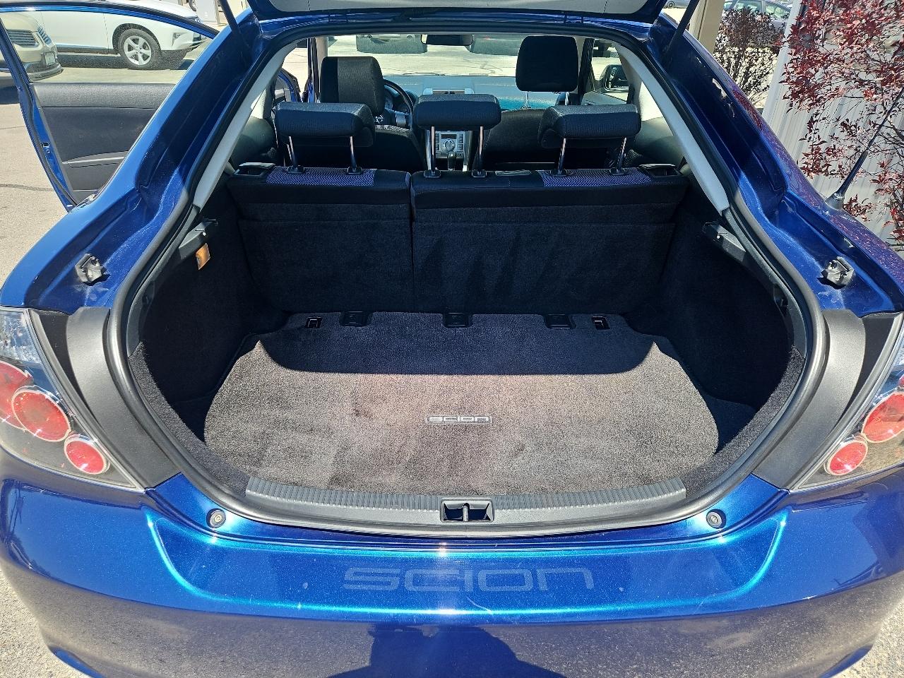 Scion tC 2dr HB Man Spec (Natl) 2008