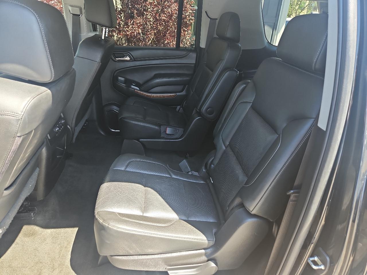 Chevrolet Suburban 4WD 4dr 1500 Premier 2018