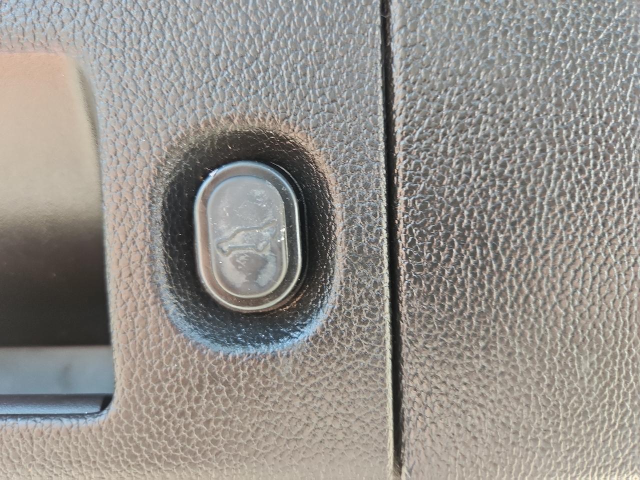 Chevrolet Suburban 4WD 4dr 1500 Premier 2018