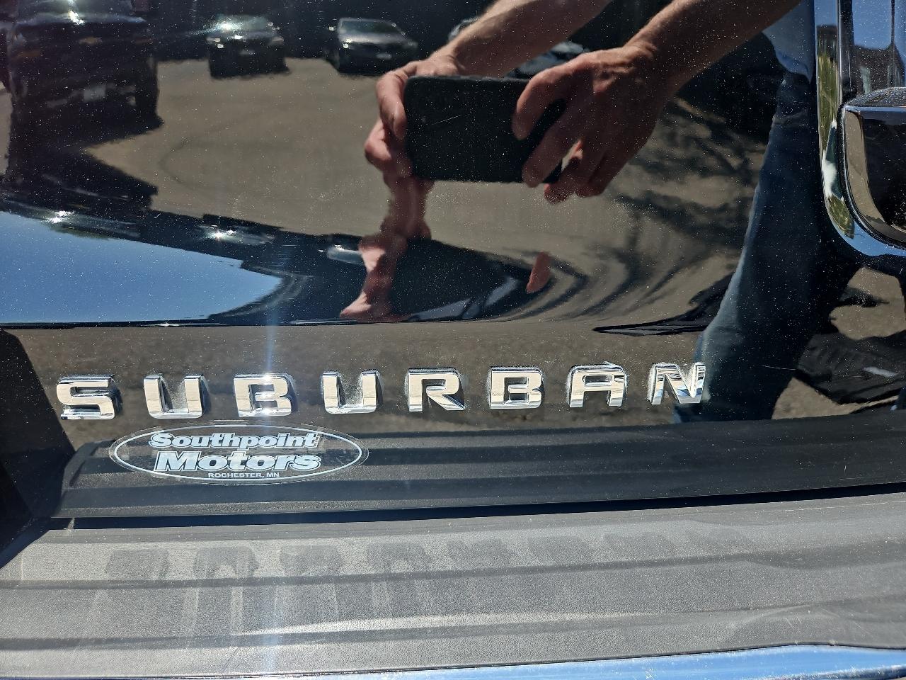 Chevrolet Suburban 4WD 4dr 1500 Premier 2018