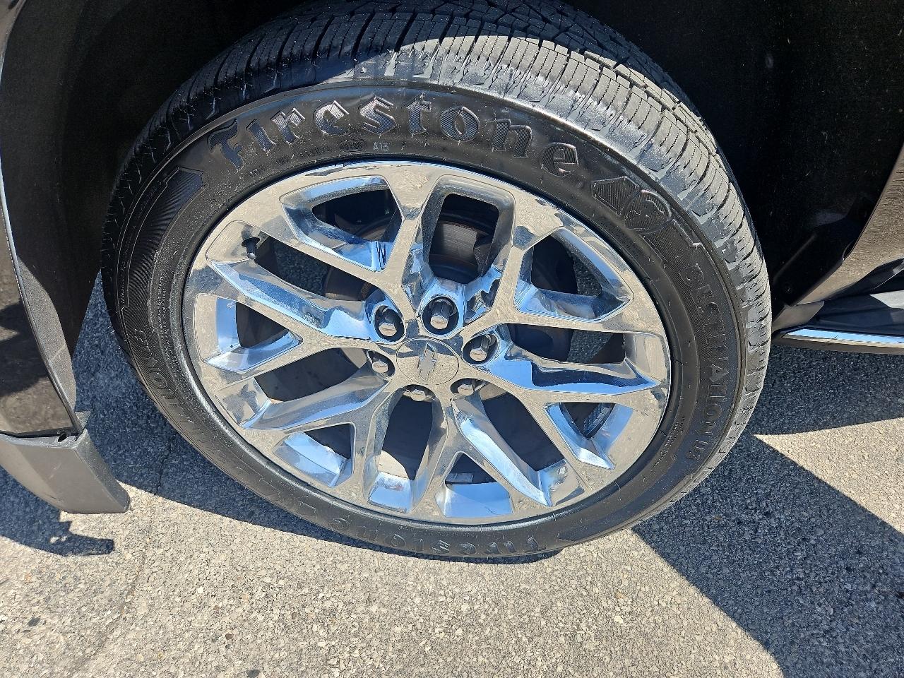 Chevrolet Suburban 4WD 4dr 1500 Premier 2018