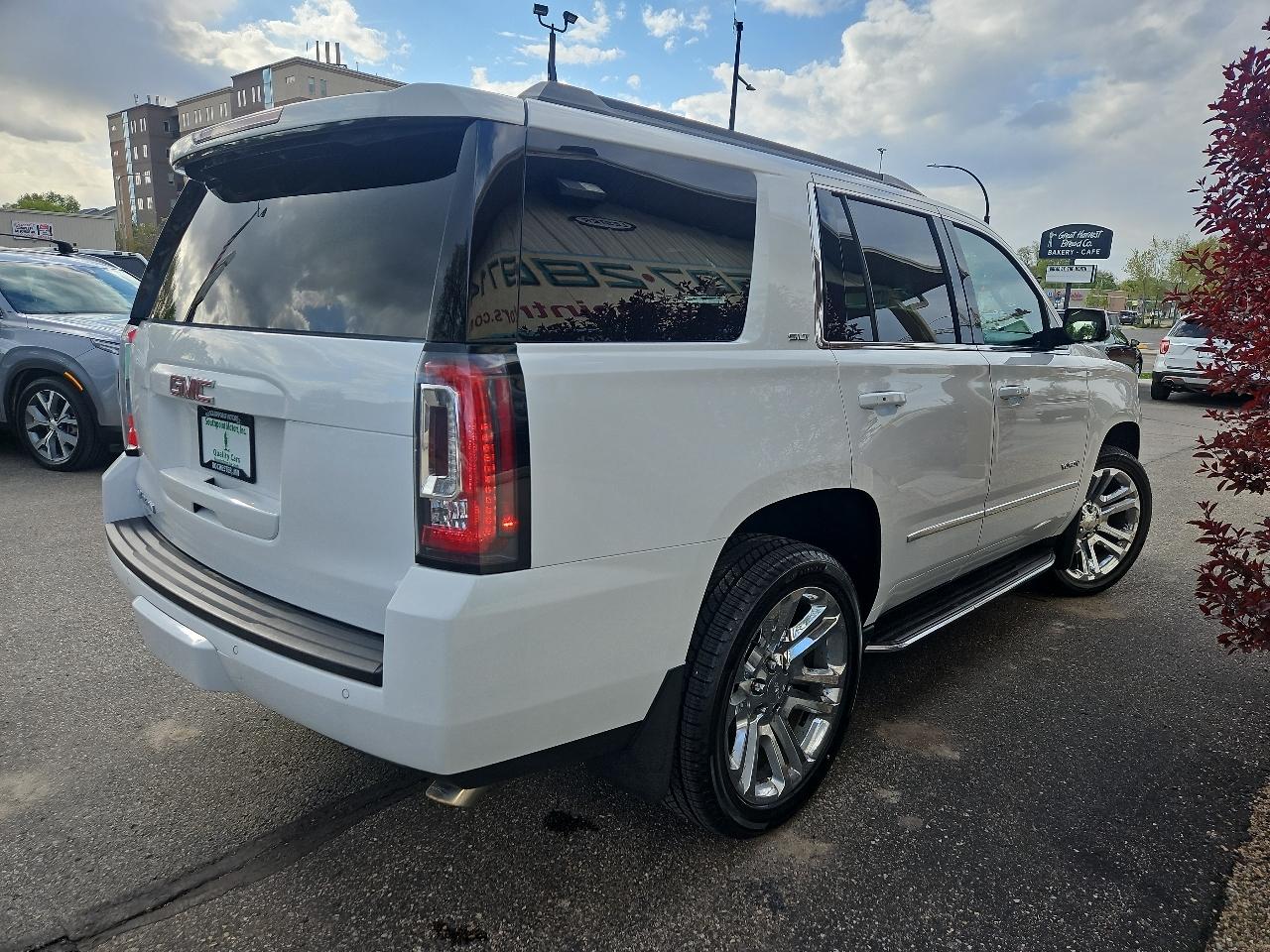 GMC Yukon 4WD 4dr SLT 2020