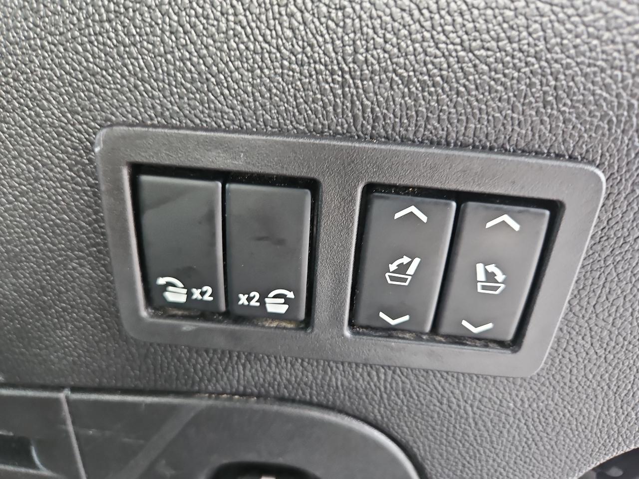 GMC Yukon 4WD 4dr SLT 2020