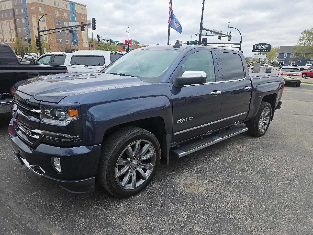Chevrolet Silverado 1500 4WD Crew Cab 143.5" LTZ w/2LZ 2018