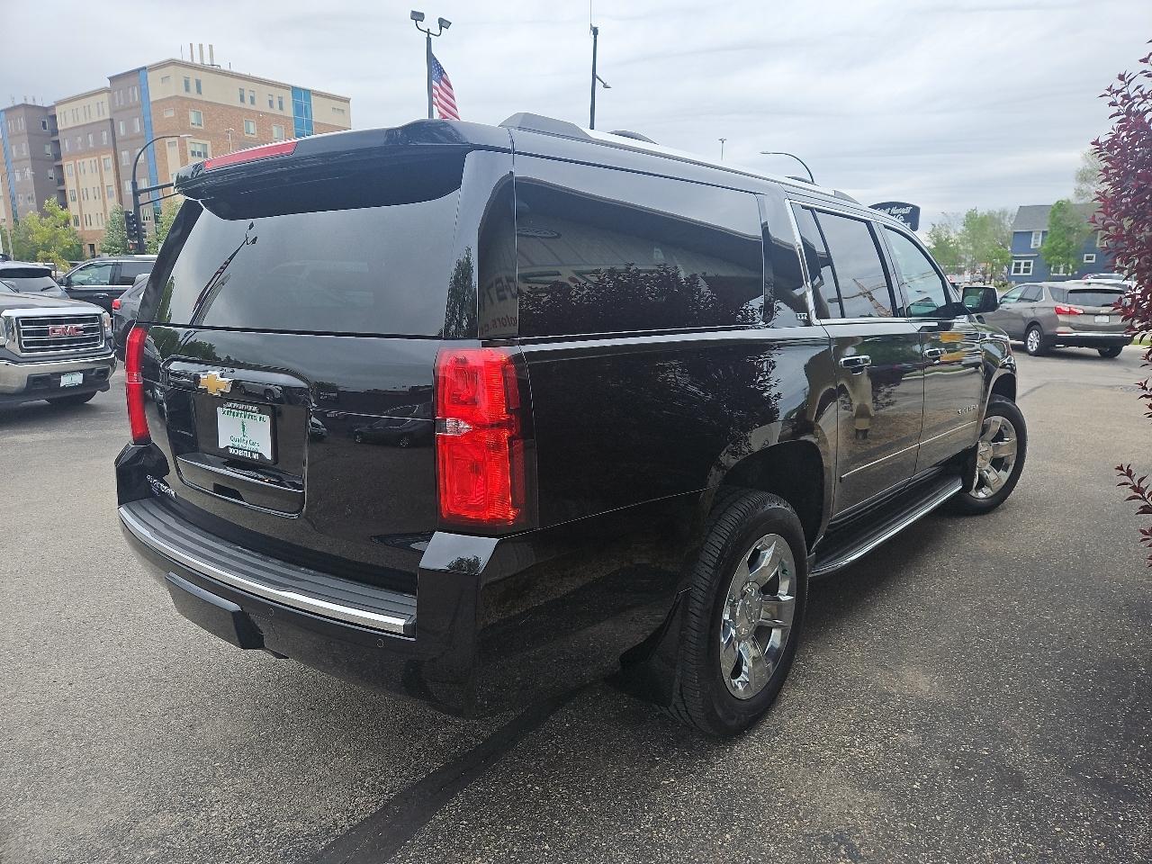 Chevrolet Suburban 4WD 4dr 1500 LTZ 2016