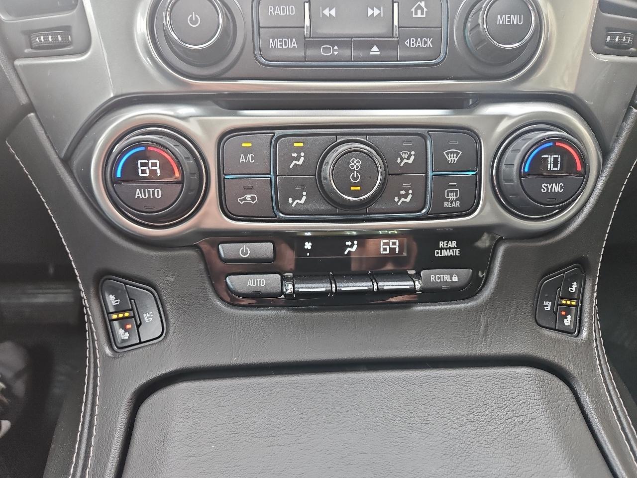 Chevrolet Suburban 4WD 4dr 1500 LTZ 2016