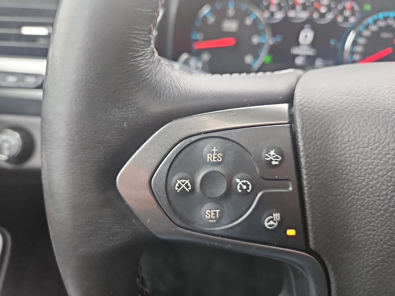 Chevrolet Suburban 4WD 4dr 1500 LTZ 2016