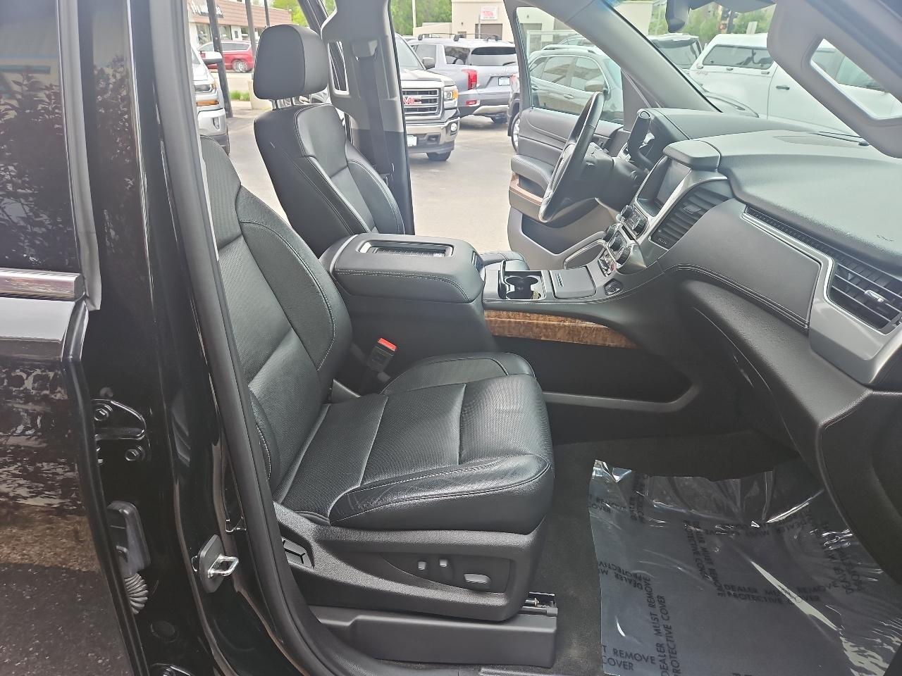 Chevrolet Suburban 4WD 4dr 1500 LTZ 2016