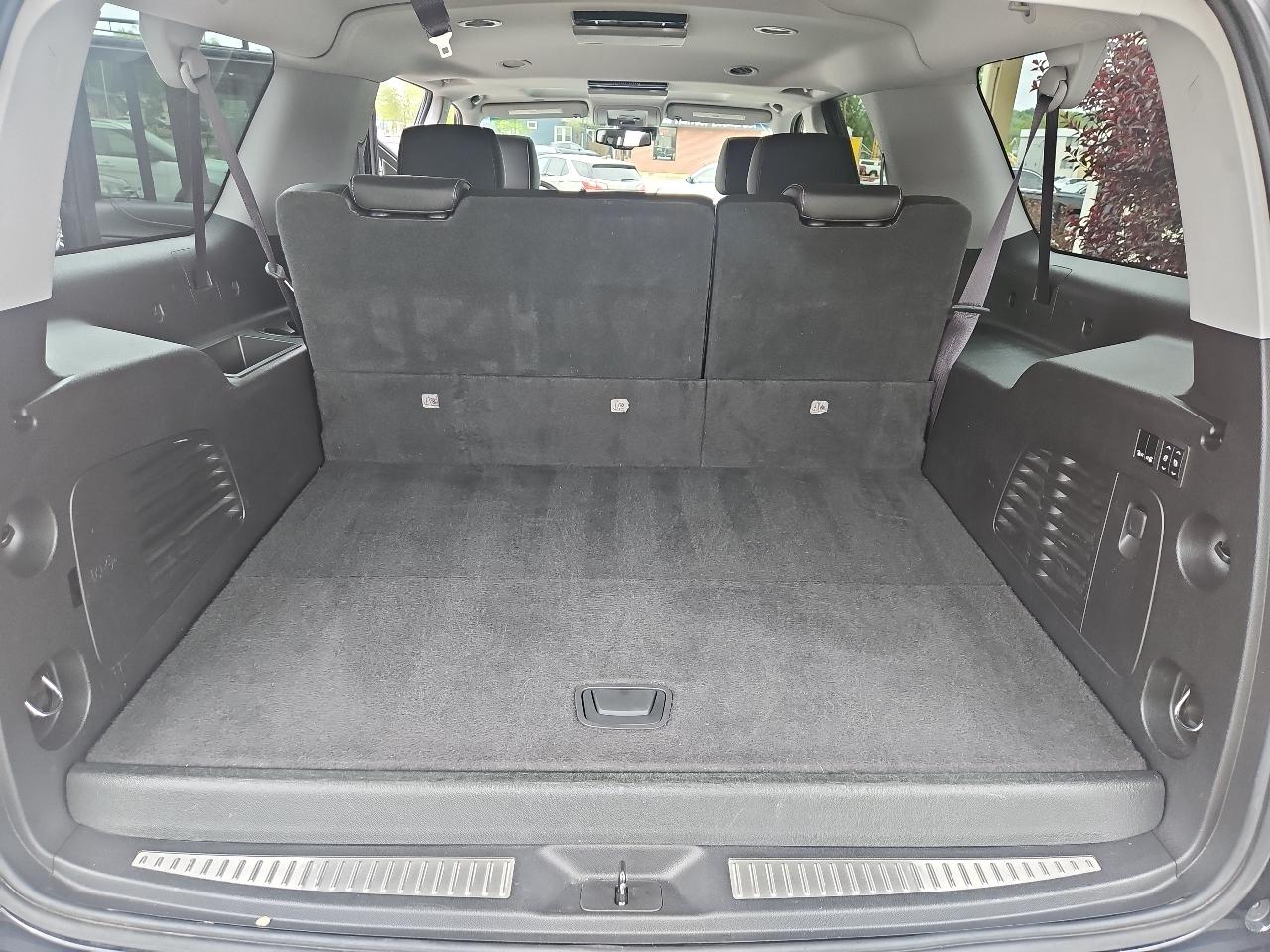 Chevrolet Suburban 4WD 4dr 1500 LTZ 2016