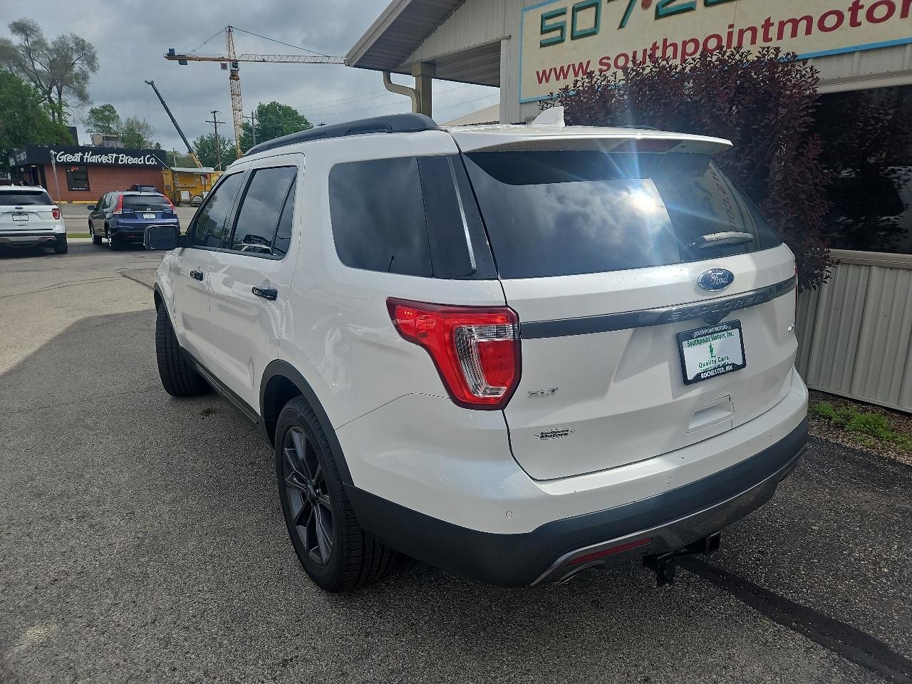 Ford Explorer XLT 4WD 2017